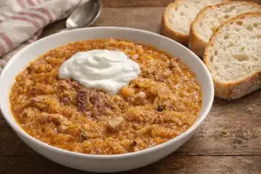 Hagyományos székelykáposzta gazdagon, füstölt oldalassal